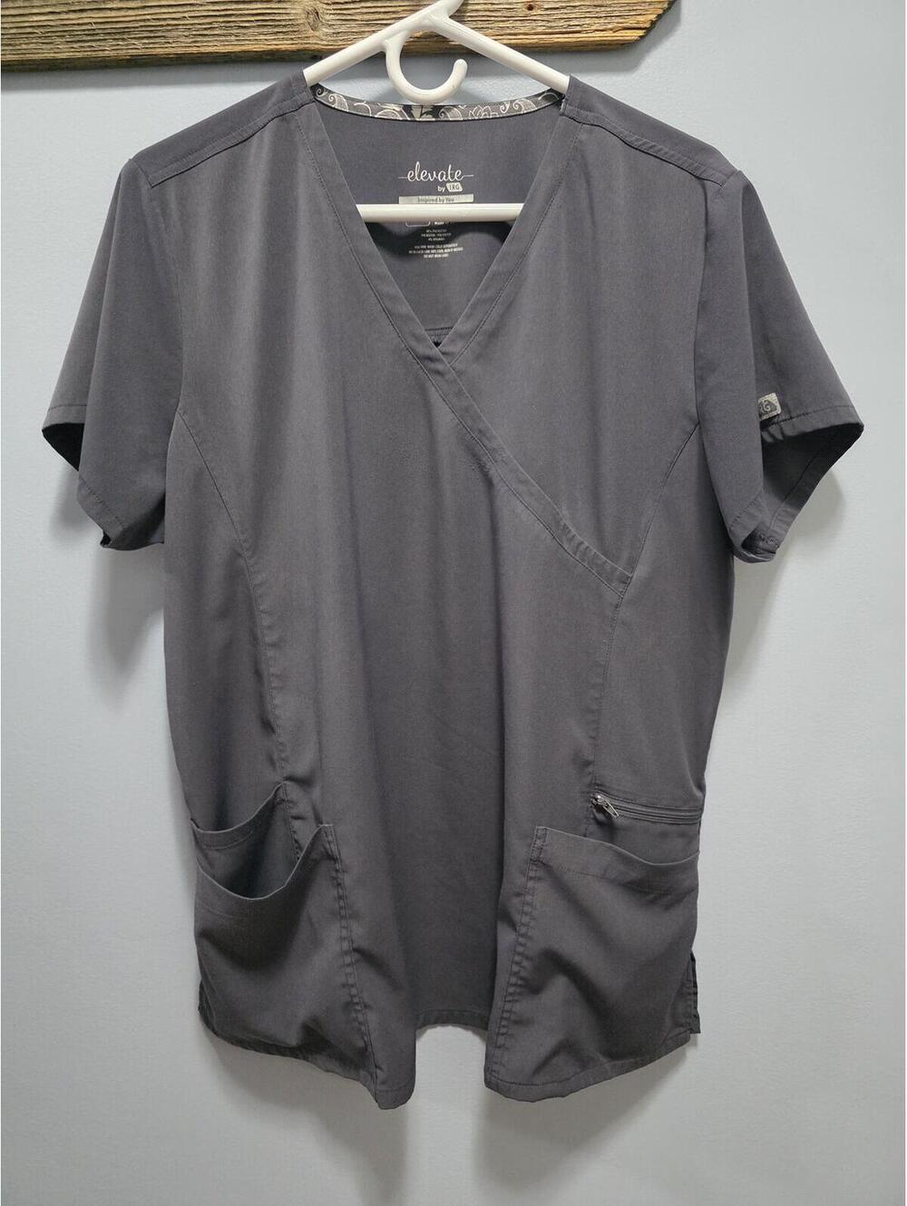 Elevate Womens Scrub Top XL